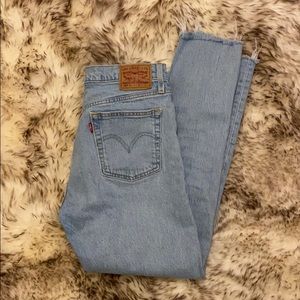 Levi’s 501 S skinny jeans